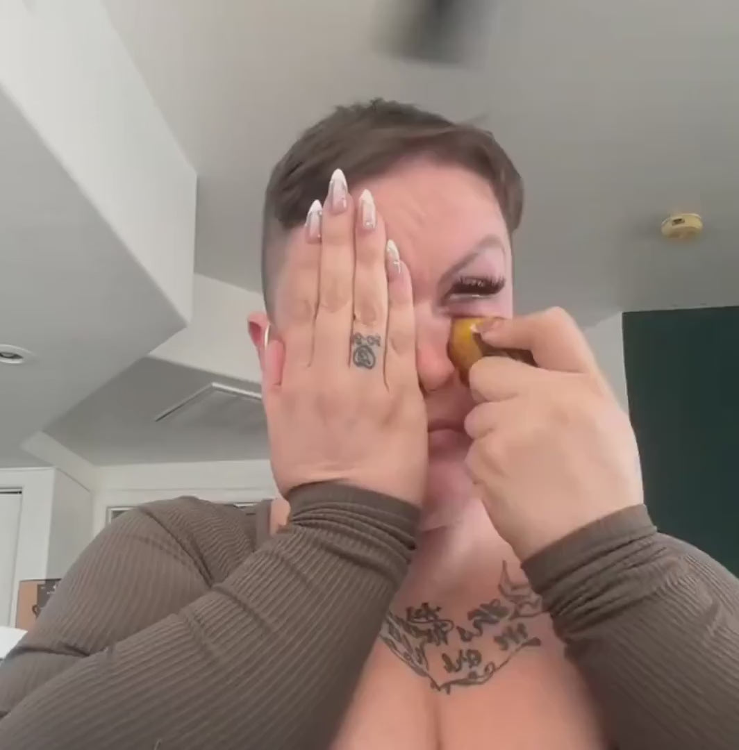 <strong>Emily.T</strong>